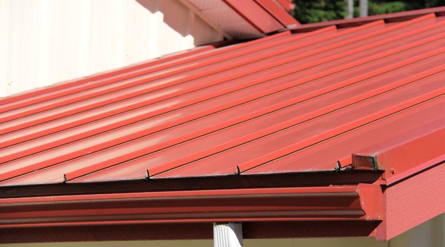 Roof Gutter Cleaning in Shafer, MN